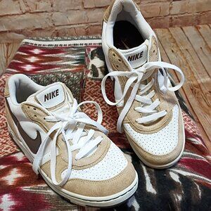 Women's Nike Air Tan/Beige Sneakers Size 9